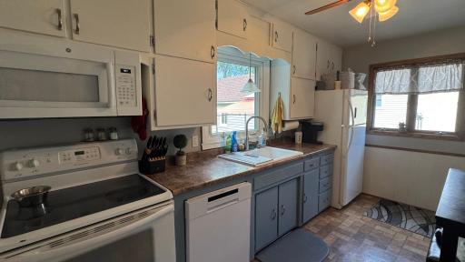 708 14th Avenue SW, Austin, MN 55912