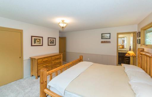 22855 E Lake Hubert Drive, Brainerd, MN 56401