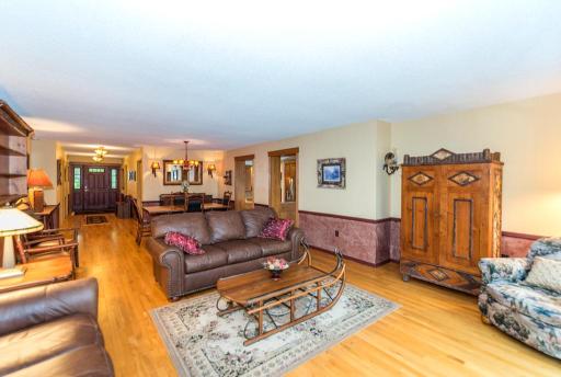 22855 E Lake Hubert Drive, Brainerd, MN 56401