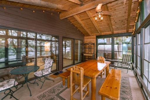 22855 E Lake Hubert Drive, Brainerd, MN 56401