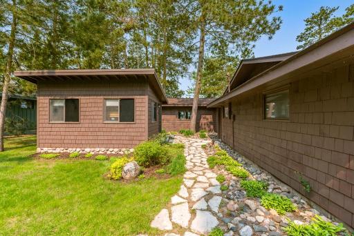 22855 E Lake Hubert Drive, Brainerd, MN 56401