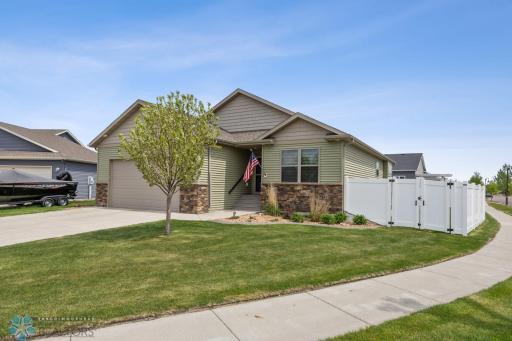 5409 47th Avenue S, Fargo, ND 58104