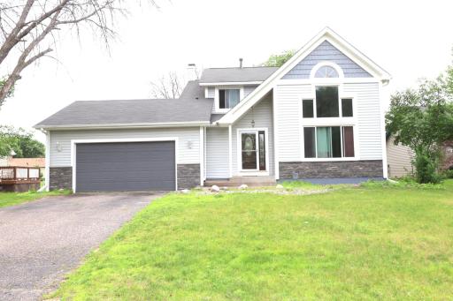 8900 Loch Lomond Boulevard, Minneapolis, MN 55443