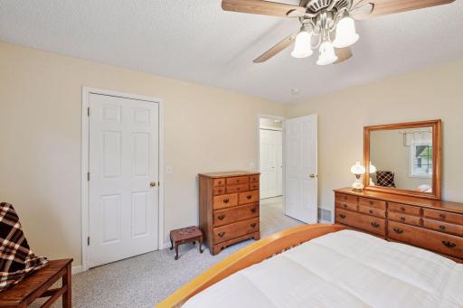 985 Carriage Hills Drive, Chaska, MN 55318