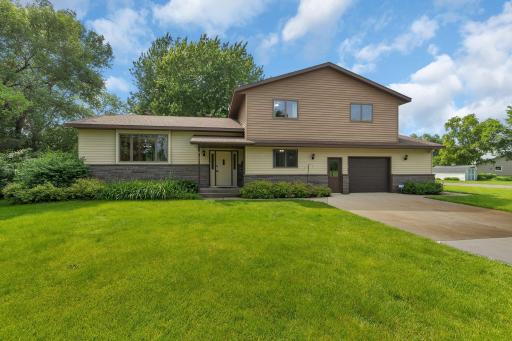 Welcome to 17473 Fairway Circle on Rich Spring Golf Course