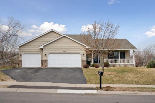 1607 Maple Avenue, Buffalo, MN 55313