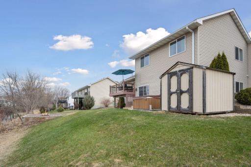 1607 Maple Avenue, Buffalo, MN 55313