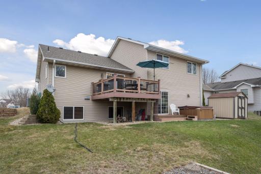 1607 Maple Avenue, Buffalo, MN 55313