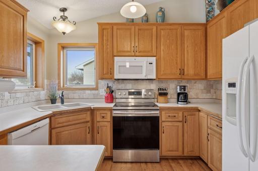 1607 Maple Avenue, Buffalo, MN 55313