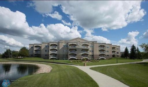 2501 30th Avenue S, 201, Fargo, ND 58103