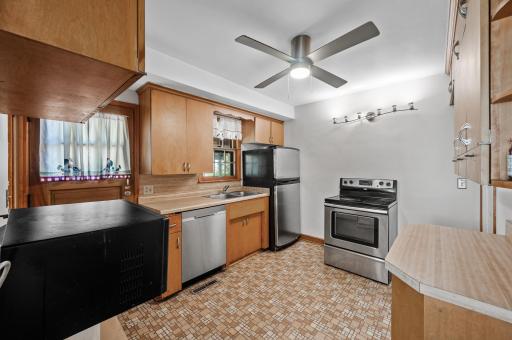 3669 Halifax Avenue N, Robbinsdale, MN 55422