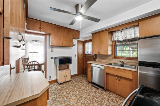 3669 Halifax Avenue N, Robbinsdale, MN 55422