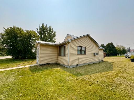 113 6th Avenue SE, Baudette, MN 56623