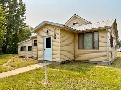 113 6th Avenue SE, Baudette, MN 56623