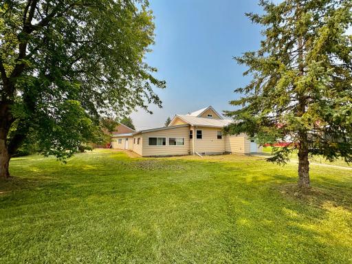 113 6th Avenue SE, Baudette, MN 56623