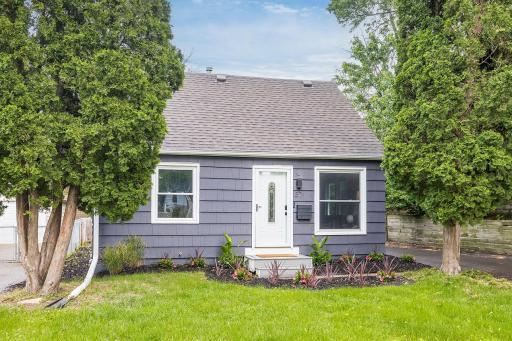 37 Harrison Avenue S, Hopkins, MN 55343