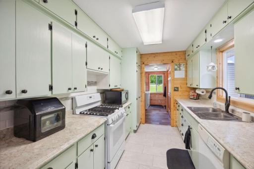 10987 State Hwy 15, Brownton, MN 55312