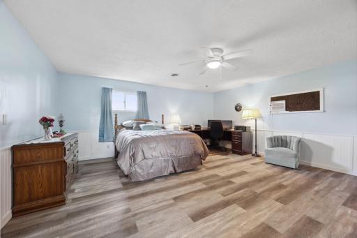 10987 State Hwy 15, Brownton, MN 55312