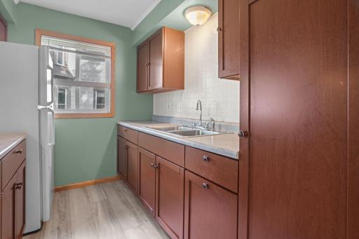 1040 13th Avenue SE, Minneapolis, MN 55414