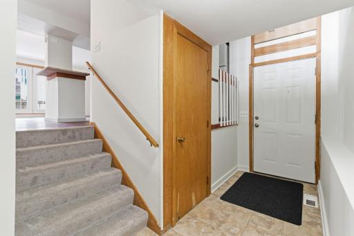1040 13th Avenue SE, Minneapolis, MN 55414