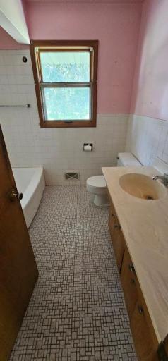 2814 Matilda Street, Saint Paul, MN 55113