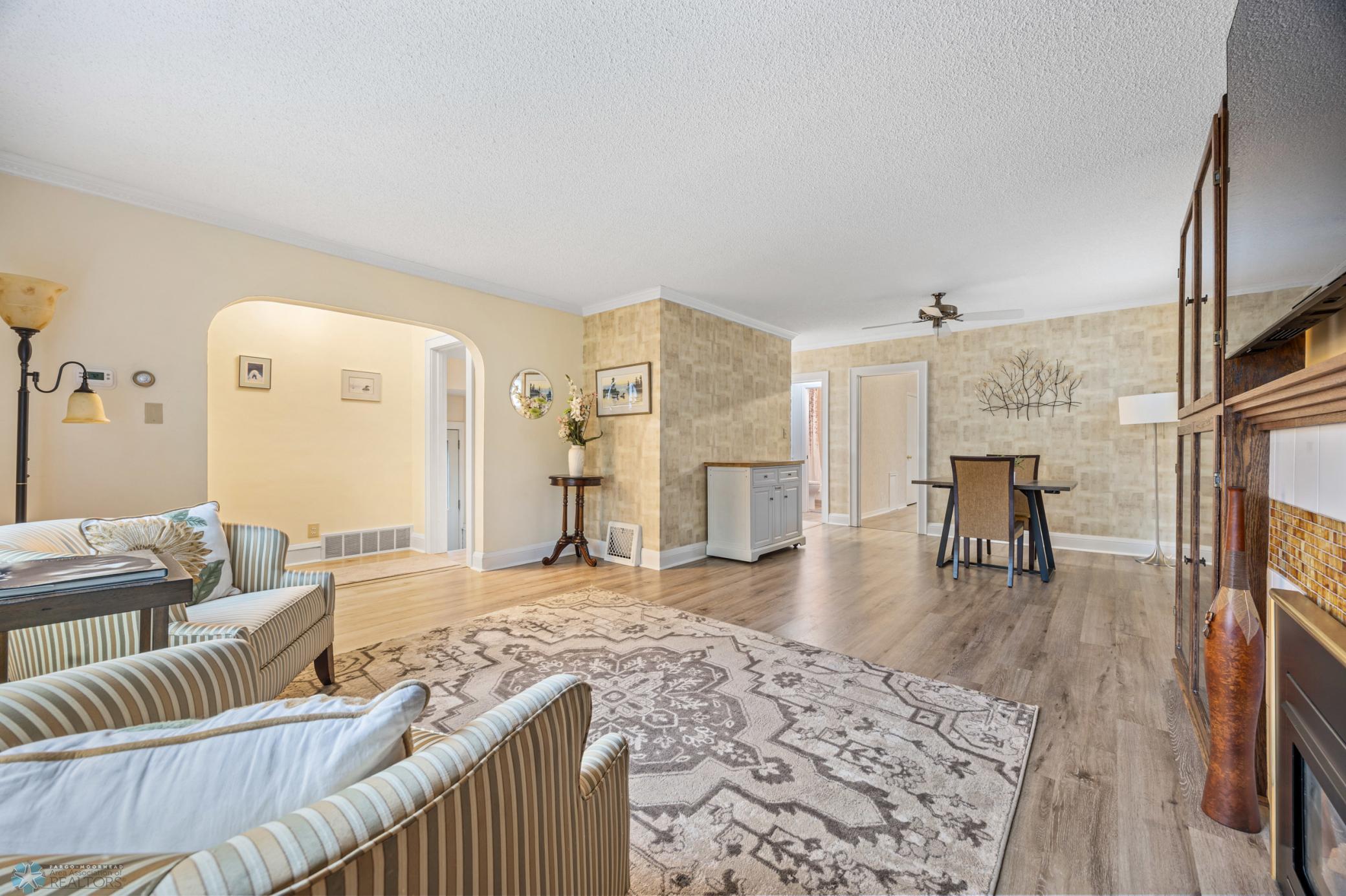 Living Room/Dining room