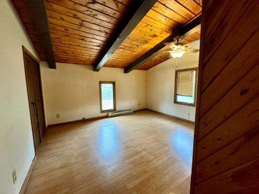 56279 350th Street, Warroad, MN 56763