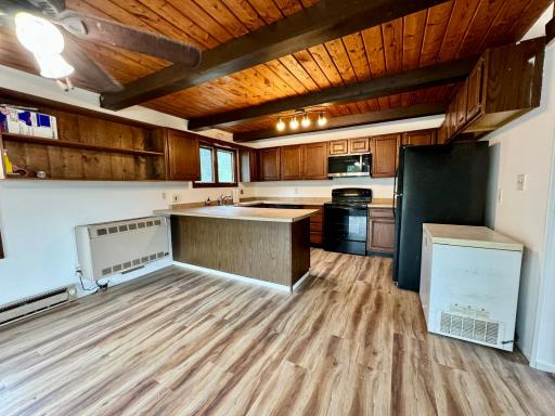 56279 350th Street, Warroad, MN 56763