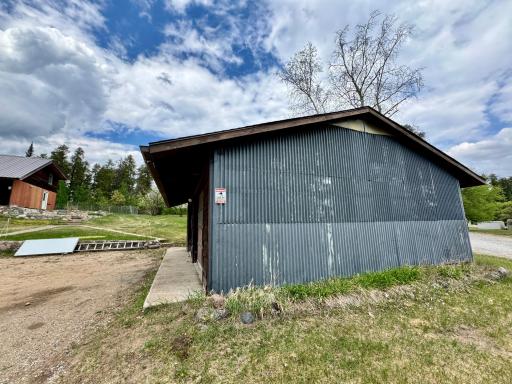 56279 350th Street, Warroad, MN 56763