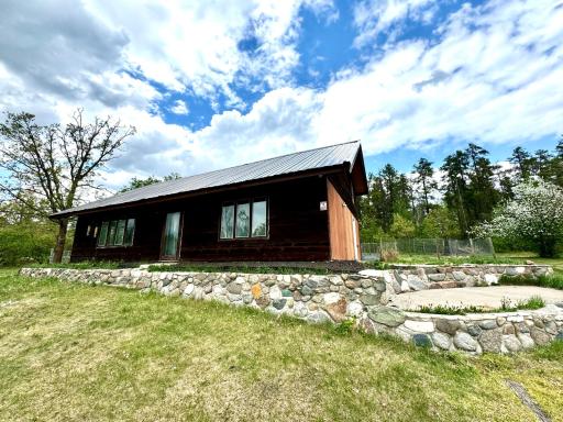 56279 350th Street, Warroad, MN 56763