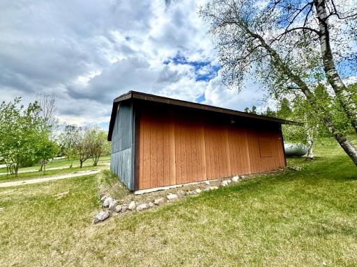56279 350th Street, Warroad, MN 56763