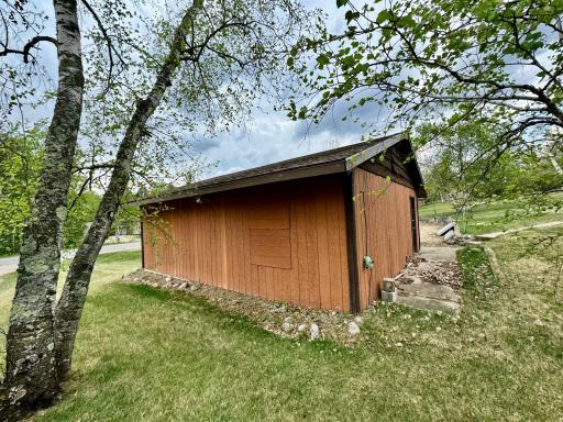 56279 350th Street, Warroad, MN 56763