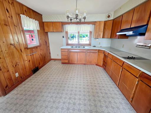 39692 Scenic Hwy 7, Bovey, MN 55709