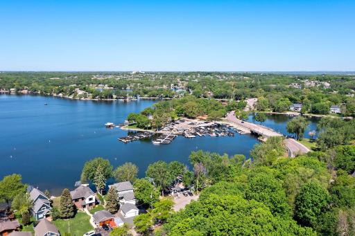 Property sits across from Knotty Oar Marina