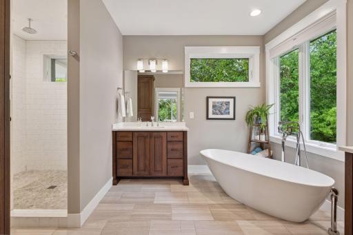 4209 Maple Lane, Minnetonka, MN 55345