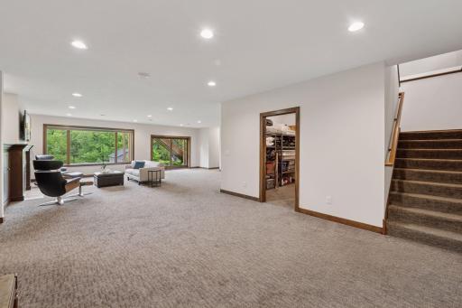 4209 Maple Lane, Minnetonka, MN 55345