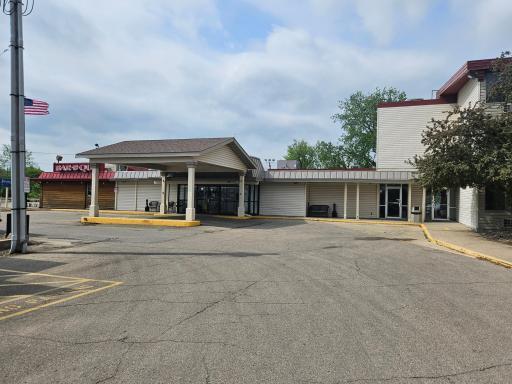 435 16th Avenue NW, Rochester, MN 55901