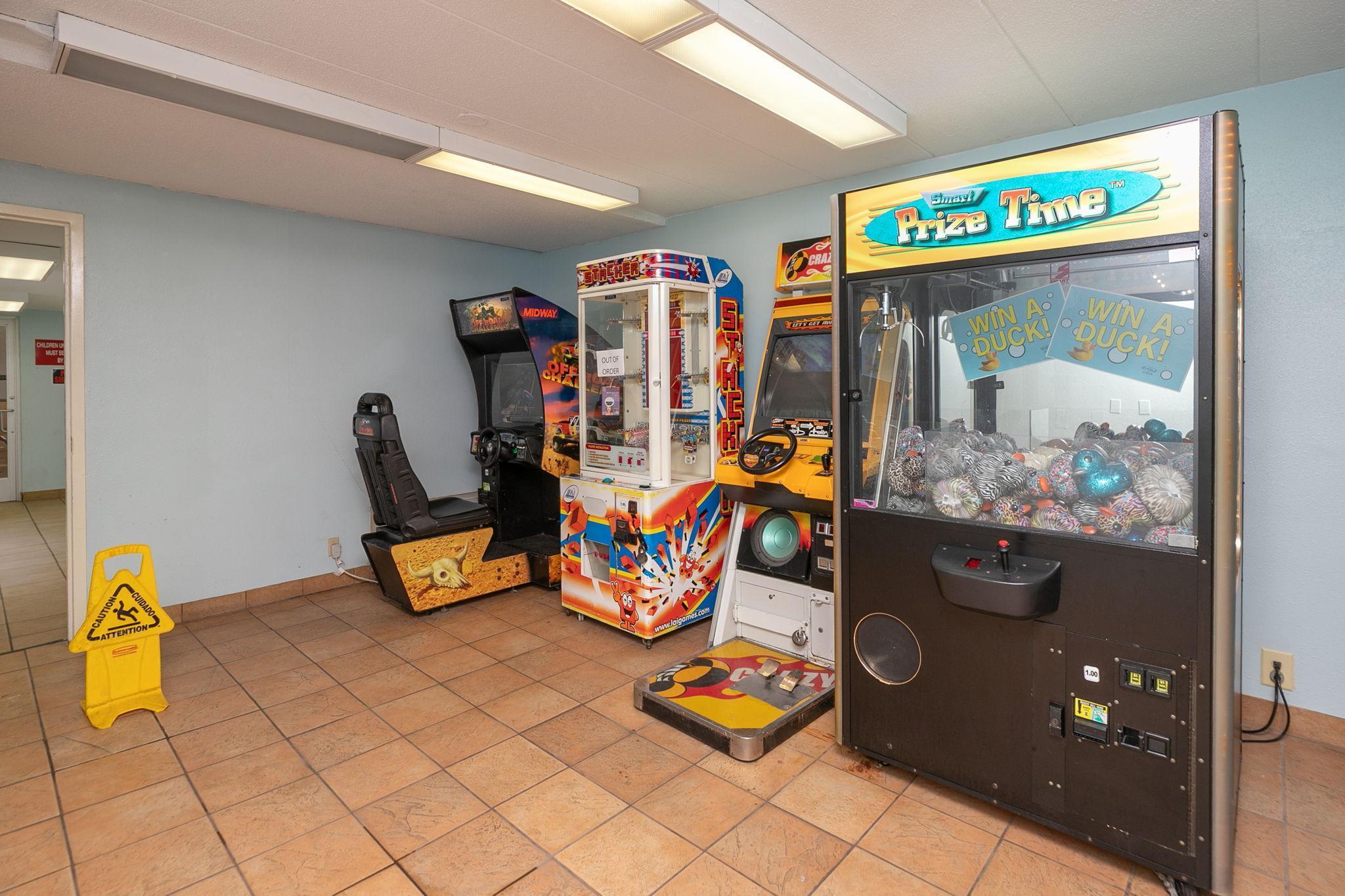 30-web-or-mls-30-Game Room.jpg