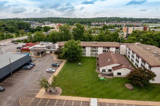 2-web-or-mls-02-Aerial View.jpg