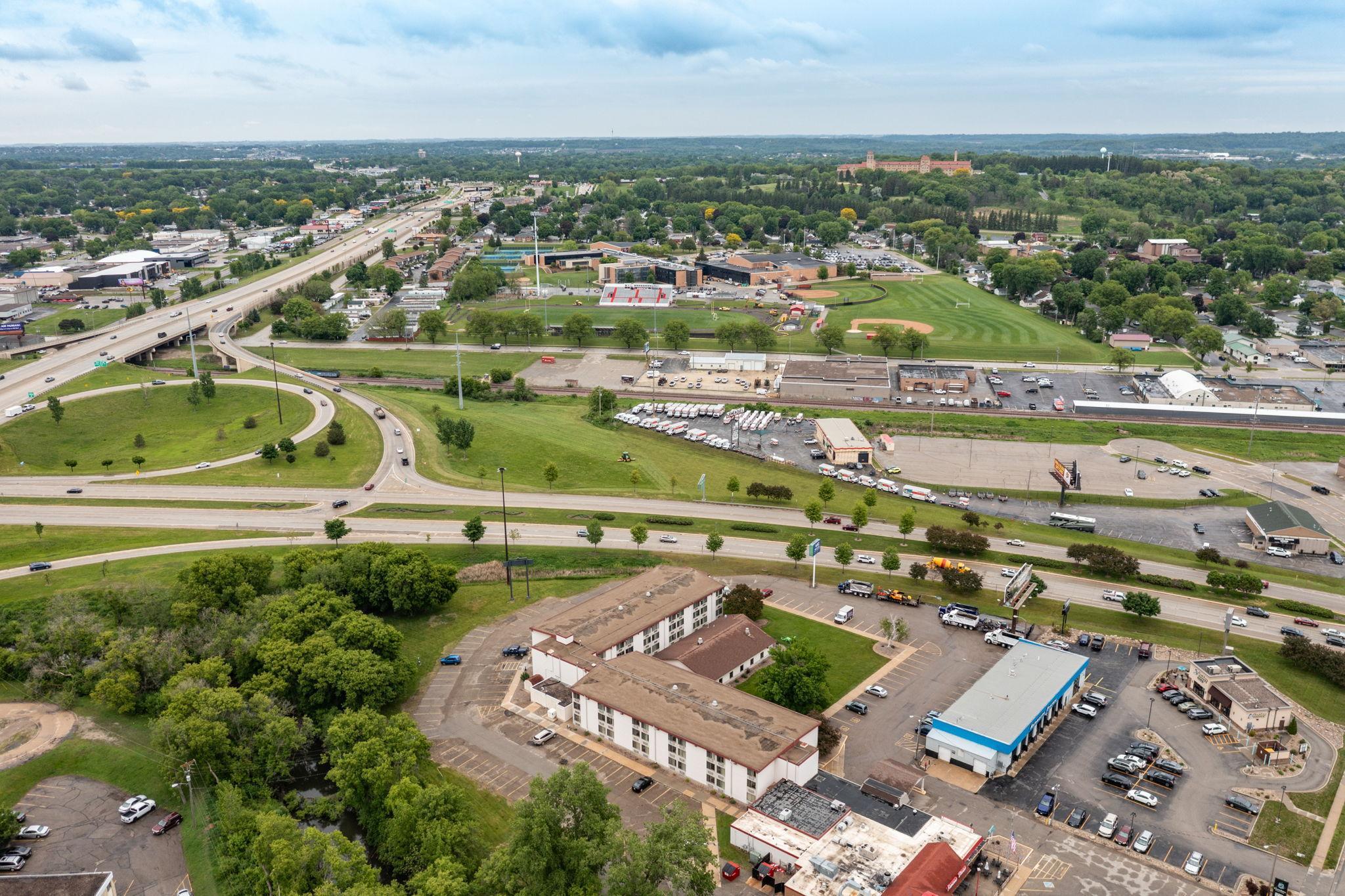 9-web-or-mls-09-Aerial View.jpg