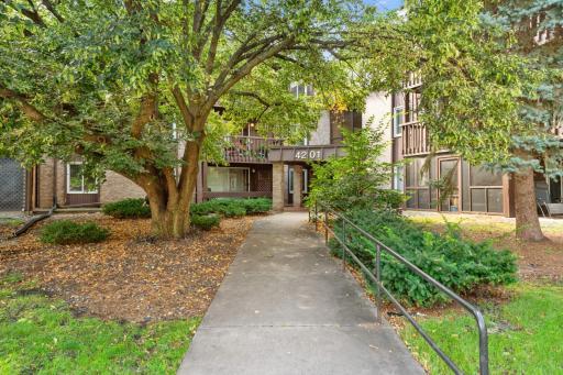 4201 Lakeside is located at the end of a quiet street adjacent to Twin Lake Beach Park.