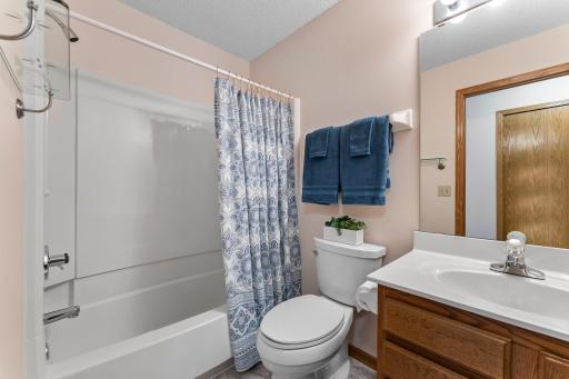 11263 Oregon Circle, Bloomington, MN 55438