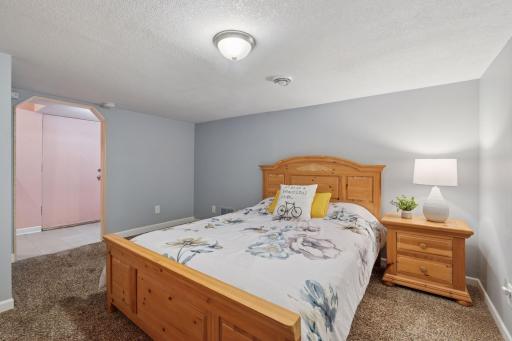 4823 Park Avenue, Minneapolis, MN 55417