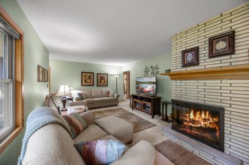 8007 5th Street NE, Minneapolis, MN 55432