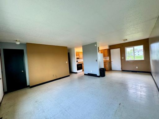 608 Garfield Street SE, Warroad, MN 56763
