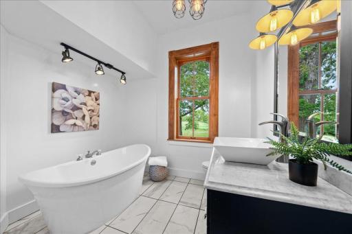 410 Highland View, Houlton, WI 54082