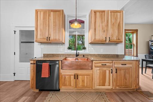 410 Highland View, Houlton, WI 54082