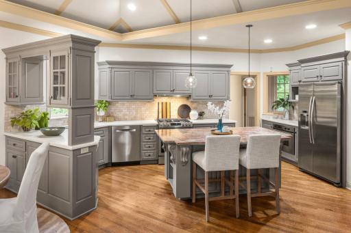 24155 Mary Lake Trail, Excelsior, MN 55331