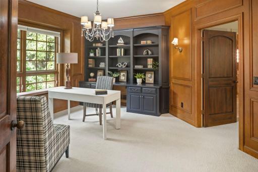 24155 Mary Lake Trail, Excelsior, MN 55331