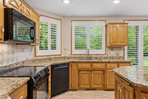 12124 Bluebird Circle NW, Coon Rapids, MN 55448
